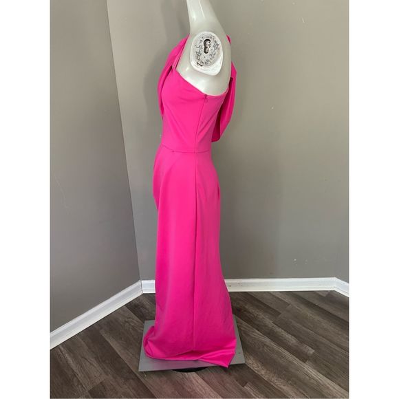 Black Halo Egan One-Shoulder Gown - Picture 9 of 14